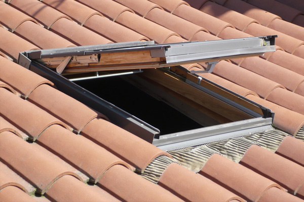 /Pose%20de%20fenêtres%20de%20toit